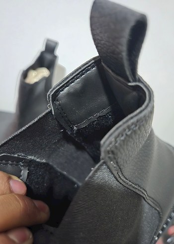 Siyah Erkek Bot - Görsel 5