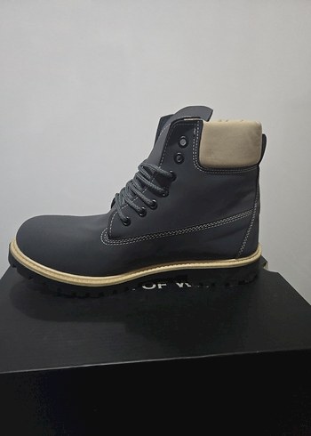 Gri Bağcıklı Erkek Bot - Görsel 2