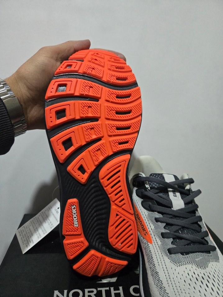 Brooks Erkek Gri Spor Ayakkabı - Görsel 4