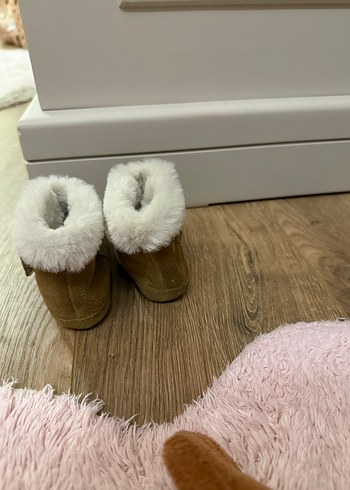 Kız Bebek  Kahverengi Süet Kürklü Bot - Görsel 3