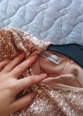 Bej Uzun Kollu Drapeli Kadın Abiye Elbise - Görsel 2