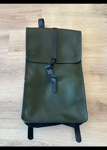 Zara Rains Koyu Yesil Deri Kadin Sirt Cantasi