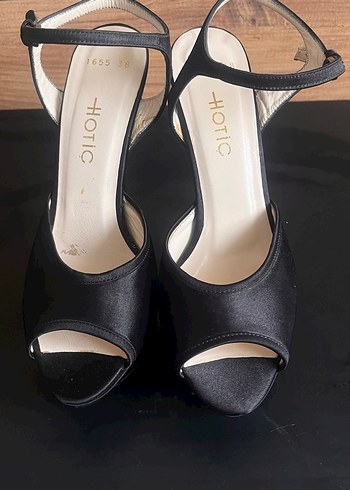 Siyah Tokalı Stiletto Kadın Abiye Ayakkabı - Görsel 4