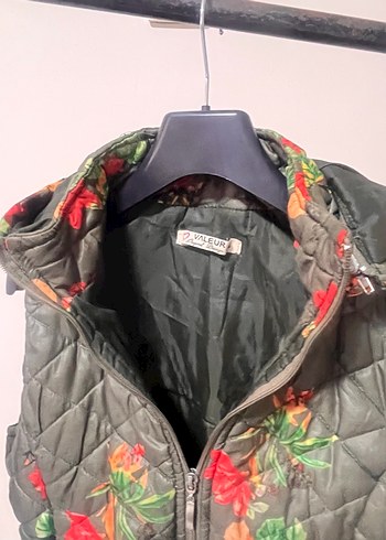 Çiçek Desenli Kolsuz Bohem Mont - Görsel 3