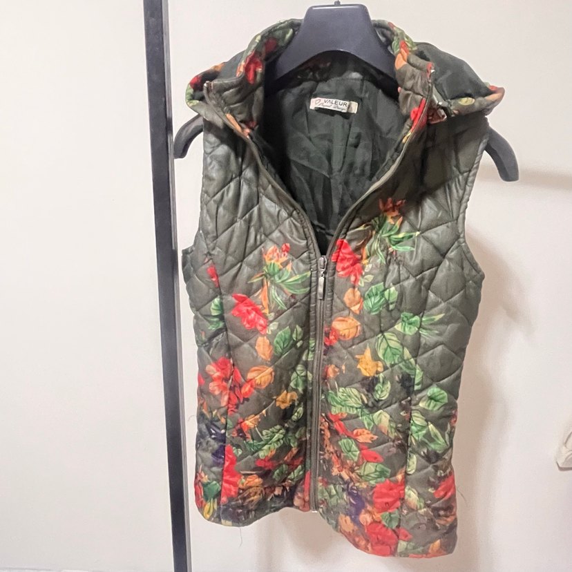 Çiçek Desenli Kolsuz Bohem Mont - Görsel 4