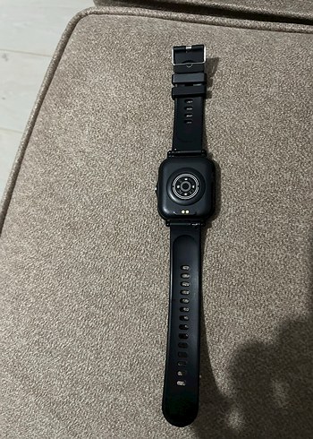 Siyah Akıllı Saat şarj aleti ile birlikte verilecektir - Görsel 8