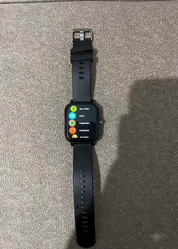 Siyah Akıllı Saat şarj aleti ile birlikte verilecektir - Görsel 2