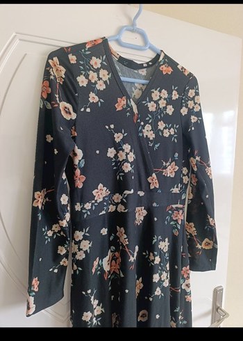 Uzun Çiçekli Bohem V Yaka Elbise - Görsel 2