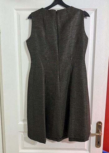 Siyah V Yaka Midi Abiye - Görsel 5