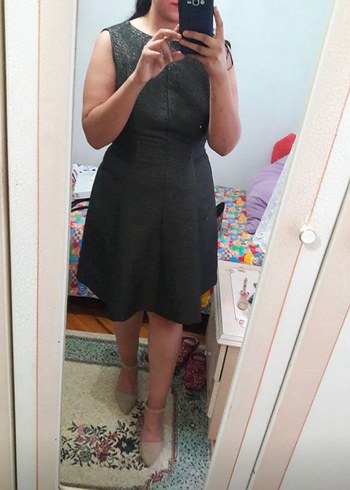 Siyah V Yaka Midi Abiye - Görsel 3