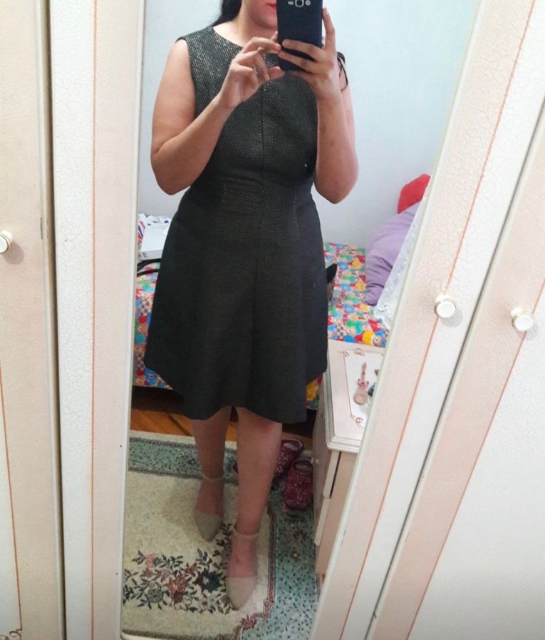 Siyah V Yaka Midi Abiye - Görsel 3