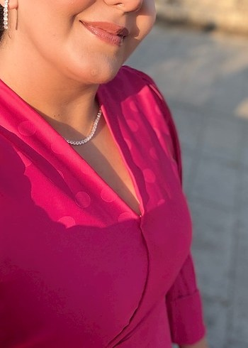 Pembe V Yaka Midi Uzun Elbise - Görsel 3