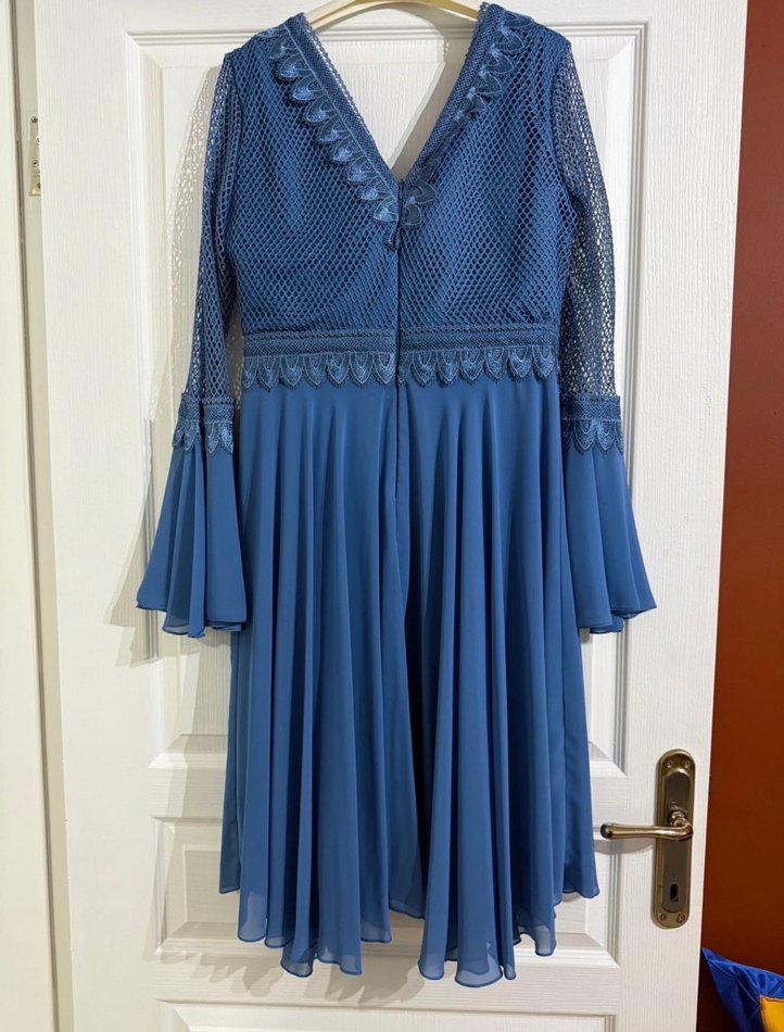 Uzun Kollu Mavi Dantel İşlemeli Bohem Elbise - Görsel 3