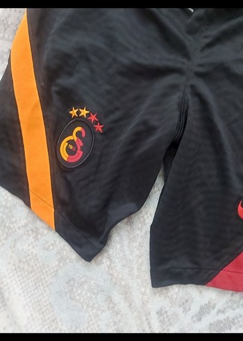 Nike Orijinal Galatasaray maç şortu - Görsel 3
