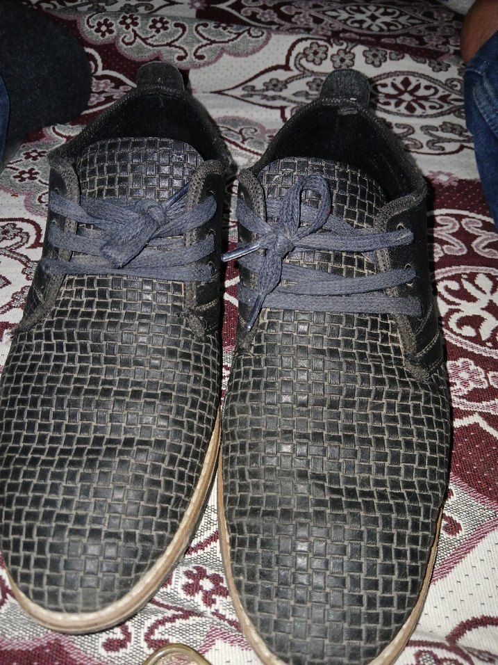 Kemer Detaylı Siyah Yılan Desenli Erkek Botu - Görsel 4