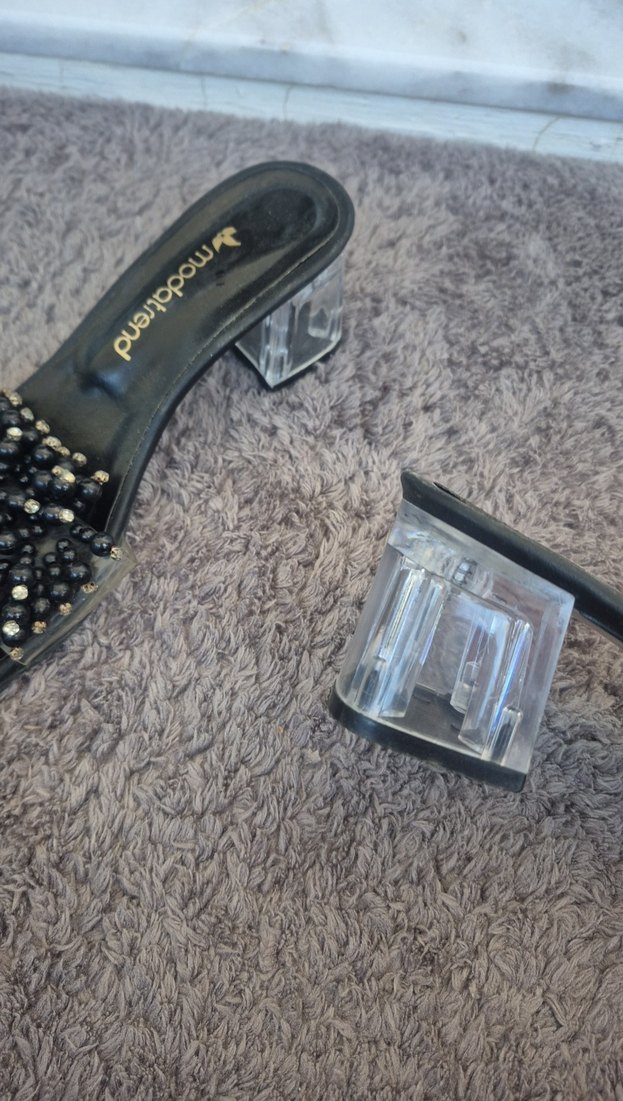 Boncuk İşlemeli Siyah Topuklu Kadın Terlik - Görsel 3