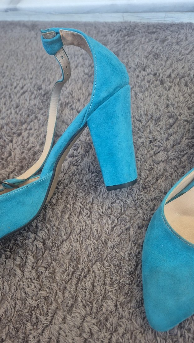 Mavi Süet Stiletto Tokalı Kadın Ayakkabı - Görsel 3