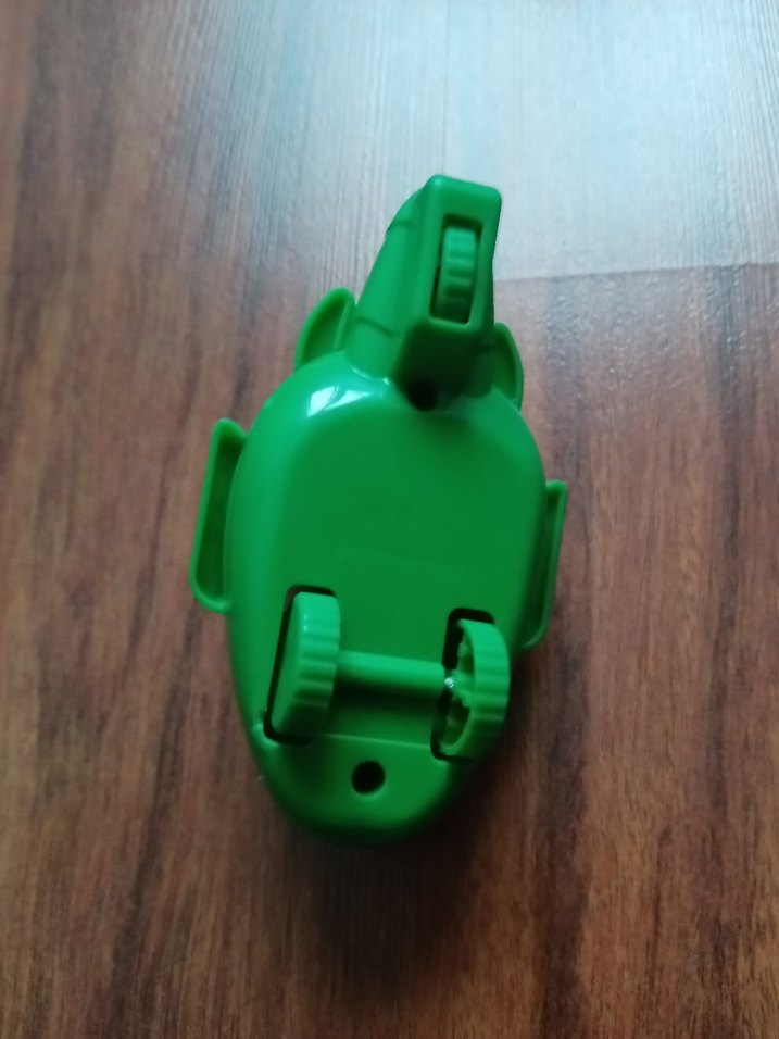 Yeşil Renkli Figür ve Araç Oyuncak - Görsel 4