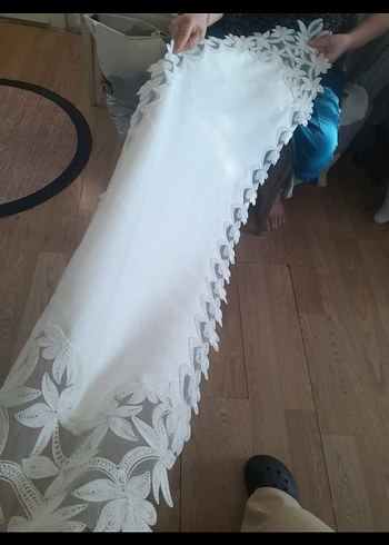 İşlemeli Beyaz Masa Örtüsü - Görsel 5