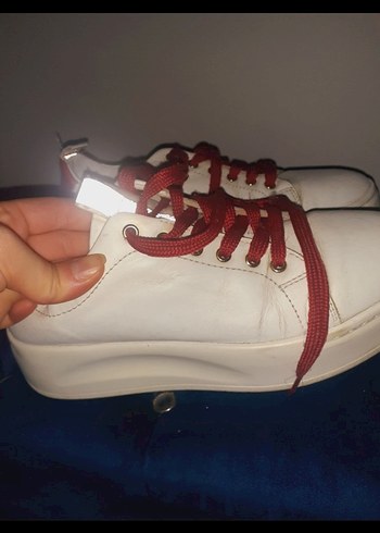 Beyaz Deri Kadın Spor Ayakkabı - Görsel 2