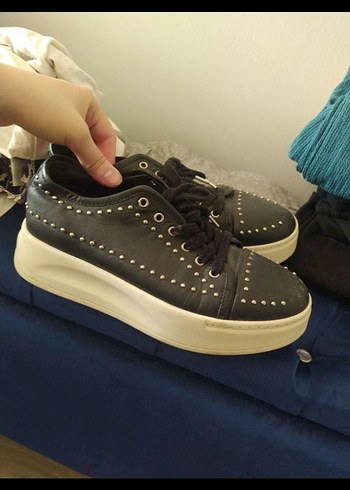 Pelinin Ayakkabıları 39