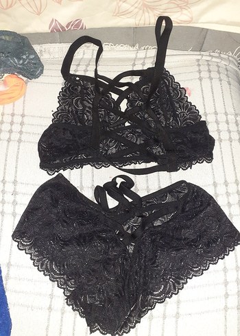 Siyah Gotik Dantel Mini Sütyen Takımı - Görsel 5