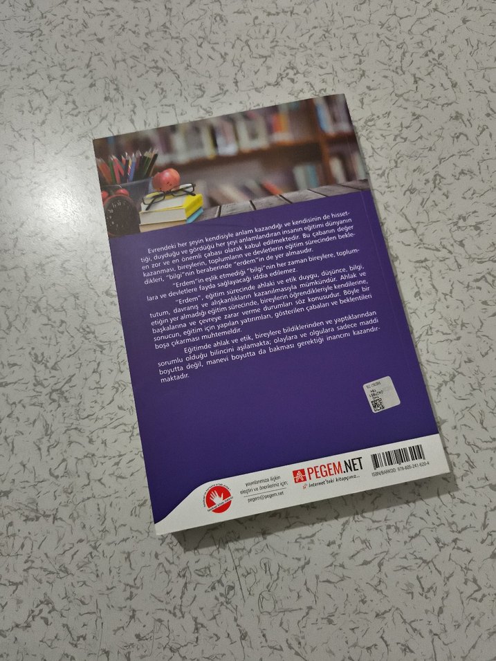 Eğitimde Ahlak ve Etik Kitabı - Görsel 3