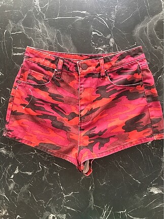 Pembe kamuflaj desen mini şort