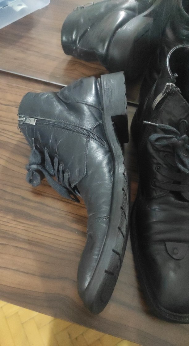 Klasik Siyah Deri Erkek Bot - Görsel 2