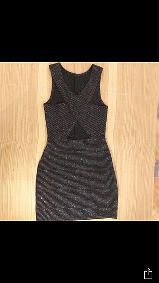 Mango Mango sorunsuz elbise 1-2 kere anca giyildi çok şık bir sırt dek