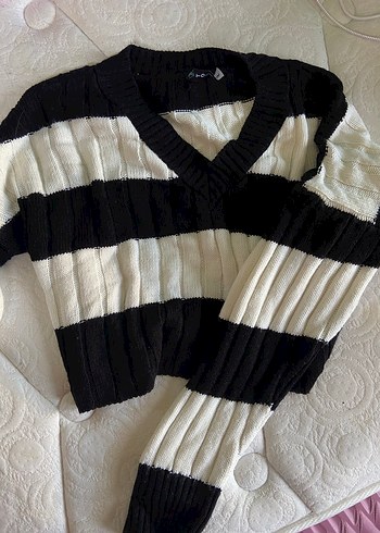 Çizgili Triko Kadın Kazak - Görsel 2