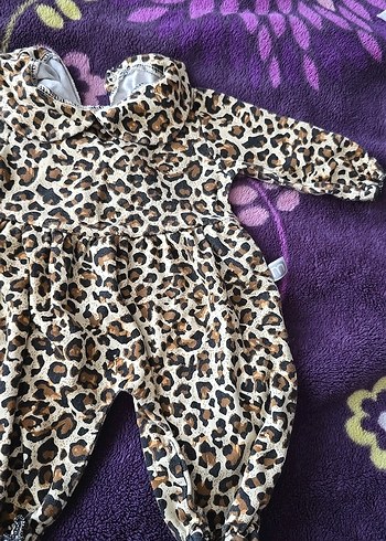 Koyu Kahverengi Leopar Desenli Bebek Kız Tulum - Görsel 2