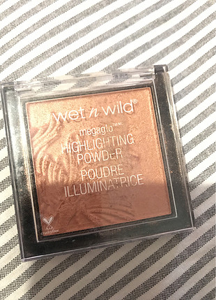 Wet n wild highlighter