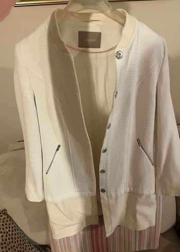 Düğmeli Beyaz Kadın Blazer Ceket - Görsel 5