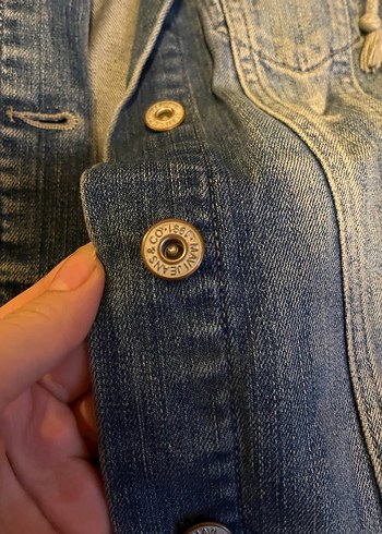 Gri Kapüşonlu Düğmeli Kadın Denim Ceket - Görsel 3
