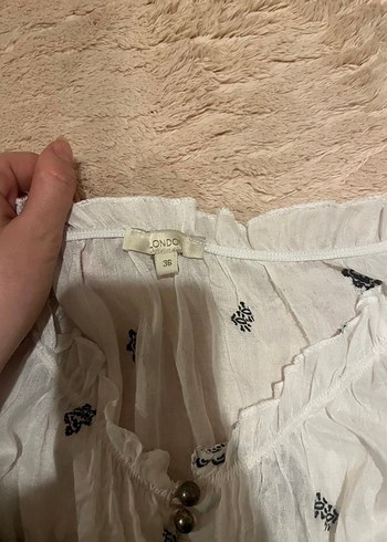 Düğmeli Bohem Nakışlı Kadın Bluz - Görsel 2