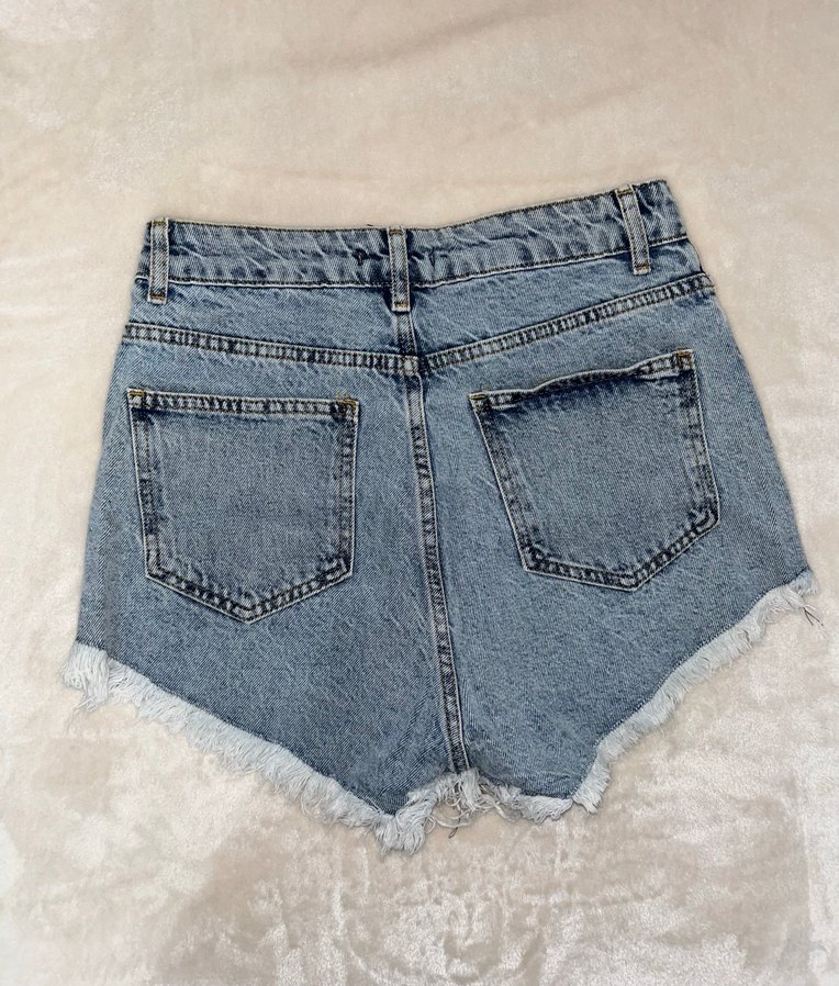 Yüksek Bel Kadın Kot Şort - Görsel 2