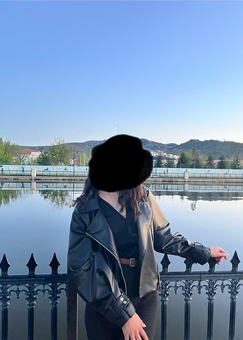 Siyah Kemerli Mini Deri Ceket - Görsel 2