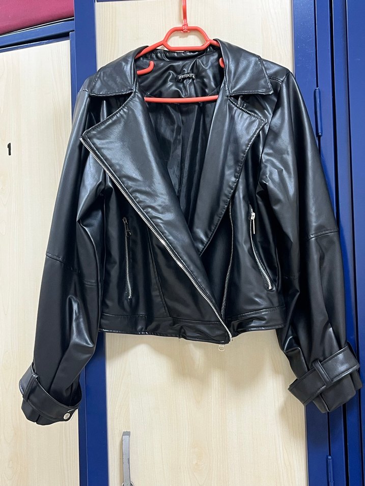 Siyah Kemerli Mini Deri Ceket - Görsel 3