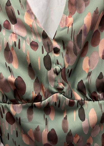 Şık Saten Gömlek - Görsel 3