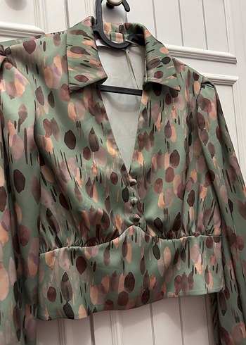 Şık Saten Gömlek - Görsel 4