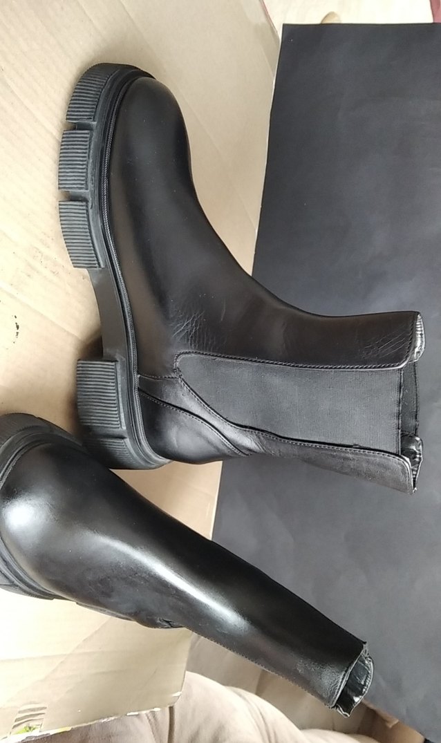 ZARA Kadın Siyah H
akiki  Deri Platform Topuklu Bot - Görsel 3