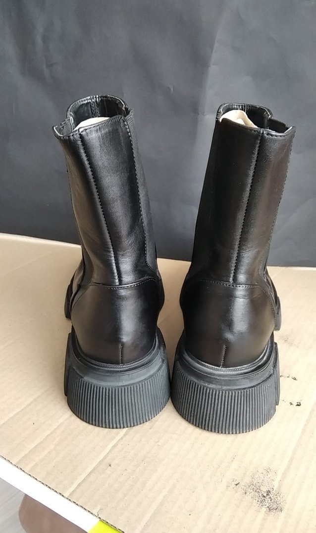 ZARA Kadın Siyah H
akiki  Deri Platform Topuklu Bot - Görsel 4