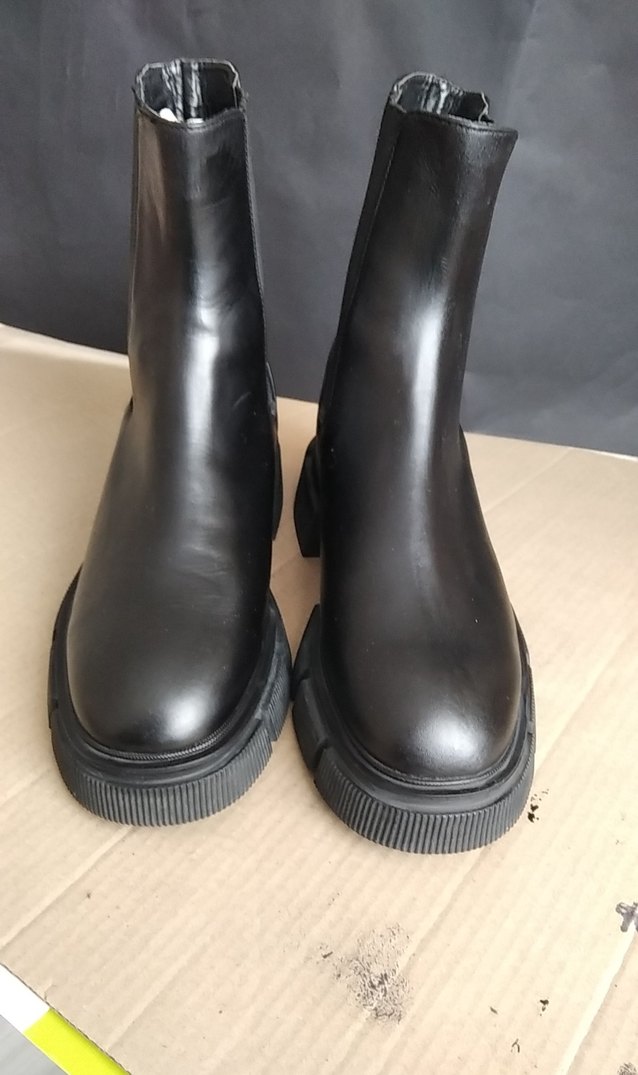 ZARA Kadın Siyah H
akiki  Deri Platform Topuklu Bot - Görsel 2