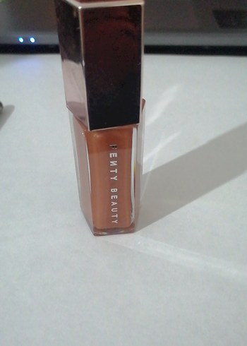 Fenty Beauty Gloss Bomb Lip Gloss 9ml - Görsel 9