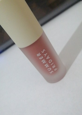 Summer Fridays Kırmızı Parlak Dudak Yağı - Görsel 9