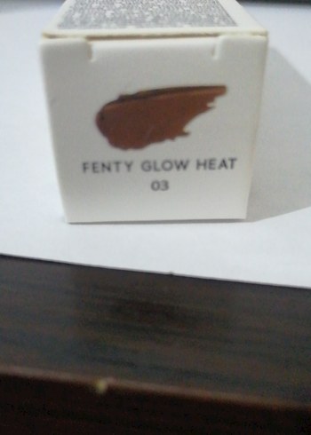 Fenty Beauty Gloss Bomb Heat Lip Gloss 9ml - Görsel 5
