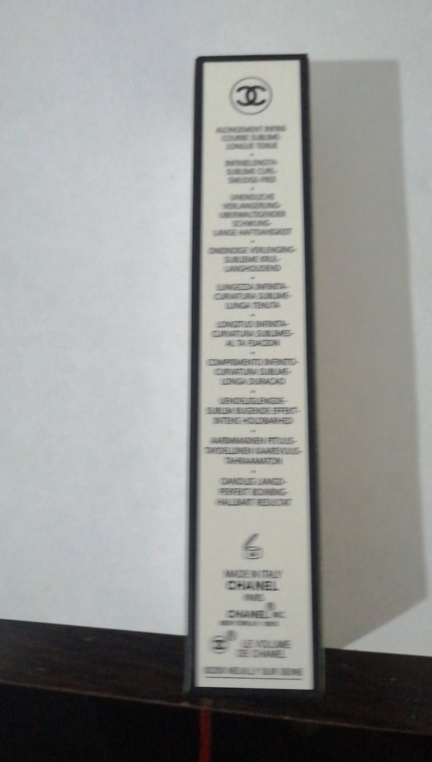 Chanel N°5 Siyah Maskara, Hacim ve Uzunluk - Görsel 3