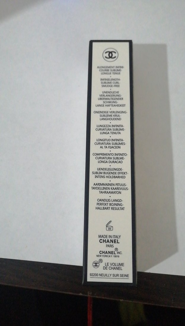 Chanel N°5 Siyah Maskara, Hacim ve Uzunluk - Görsel 2