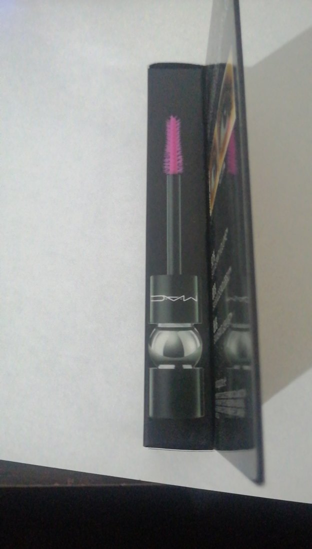 MAC Stack Siyah Maskara - Görsel 2